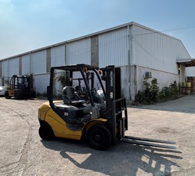 Xe nâng cũ 2.5 tấn máy xăng FG25T-17      0973766284