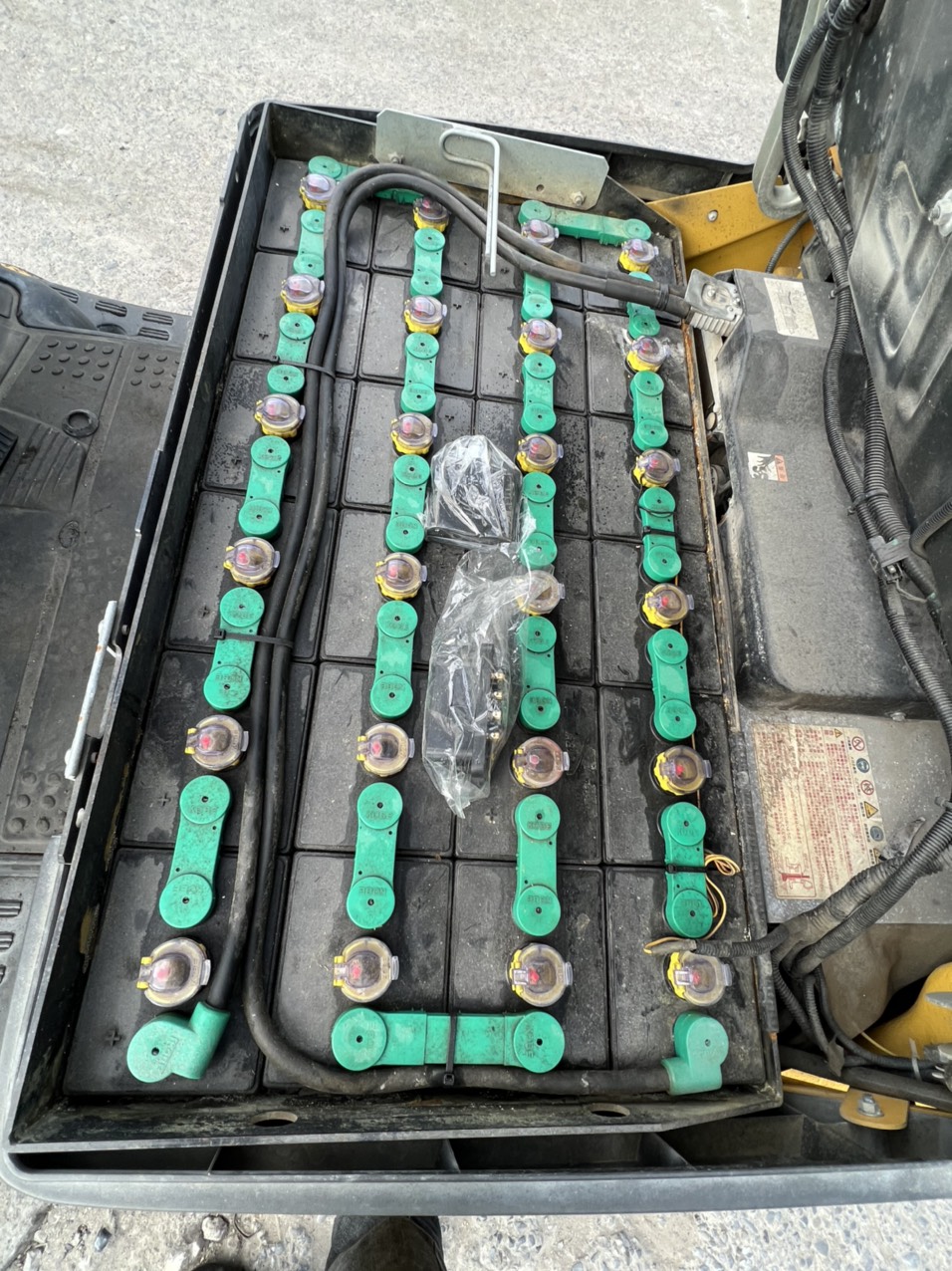 Ắc quy xe nâng điện
