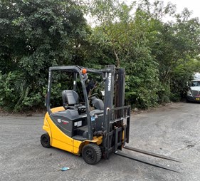 Xe nâng điện 1.5 tấn FB15-12        0973766284