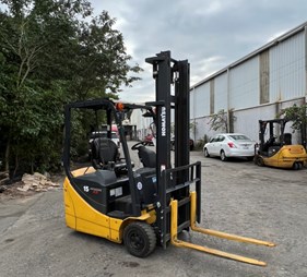 Xe nâng điện 3 bánh 1.5 tấn FB15M-12    0973766284