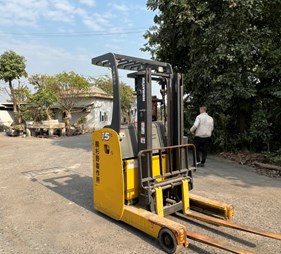 Xe nâng điện đứng lái 1.5 tấn FDB15RL-14    0973766284