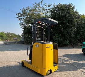 Xe nâng điện đứng lái 1.5 tấn FB15RW-15     0973766284