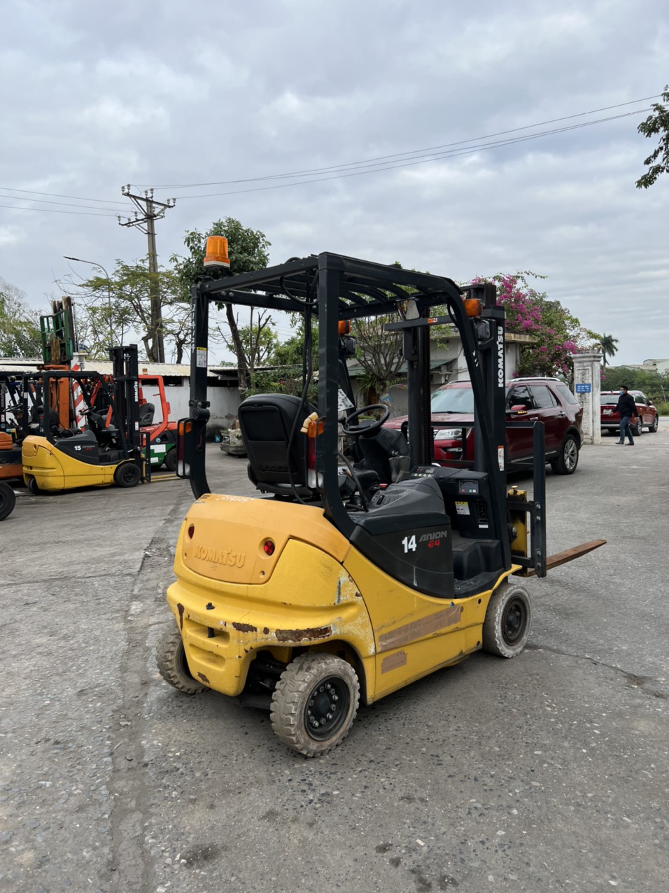 Xe nâng điện 1.4 tấn