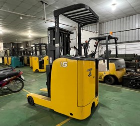 Xe nâng điện đứng lái FB15RL-15    0973766284
