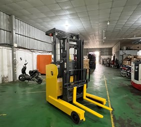 Xe nâng điện đứng lái 1.3 tấn FB13RW-15      0973766284