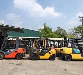 Bãi xe nâng cũ Nhập Nhật (xe nâng cũ 1 tấn, 1.5 tấn, 1.8 tấn, 2 tấn, 2.5 tấn, 3 tấn, 4 tấn,...)_0973766284
