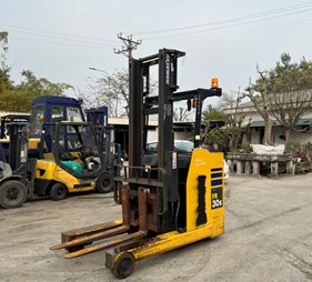 Xe nâng điện đứng lái 3 tấn Komatsu (3 ton Komatsu Reach Truck) FR30S-1    0973766284