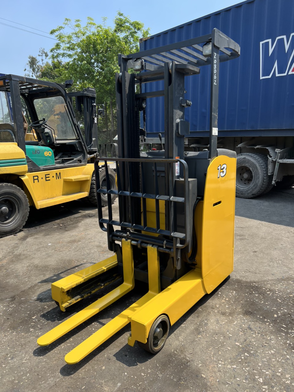 Xe nâng điện 1.3 tấn Nhật bãi