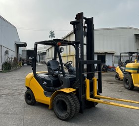 Xe nâng 2.5 tấn cũ Gật Gù, Lốp Kép FD25C-17         0973766284