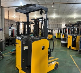 Xe nâng điện đứng lái 900 kg FB09RS-15             0973766284