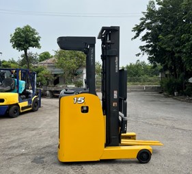 Xe nâng điện đứng lái cũ 1.5 tấn KOMATSU FB15RL-15             0973766284