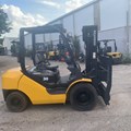 Xe nâng dầu 3 tấn  FD30T-17          0973766284