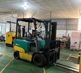 Xe nâng điện cũ 2 tấn FB20EXF-11             0973766284