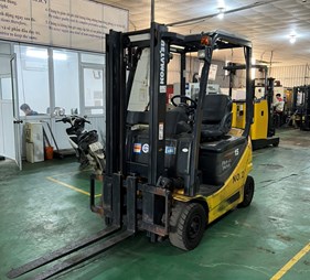 Xe nâng điện 1.5 tấn FB15-12                0973766284