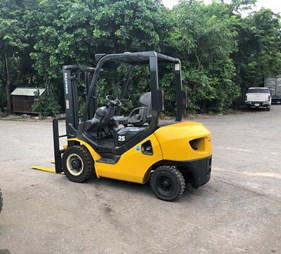 Xe nâng 2.5 tấn máy dầu FD25T-17                         0973766284