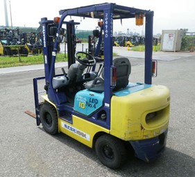 Xe nâng dầu 1.8 tấn FD18C-16     0973766284