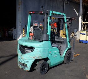Xe nâng dầu Mitsubishi 2 tấn FD20T   0973766284