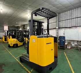 Xe nâng điện đứng lái 1.5 tấn FB15RS-12    0973766284