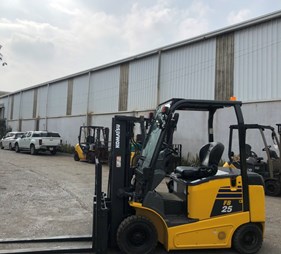 Xe nâng điện 2.5 tấn dịch giá FB25-12   (0973766284)