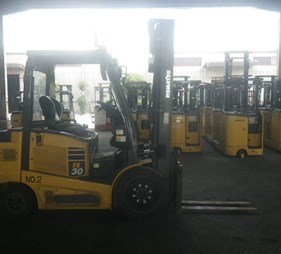 Xe nâng điện cũ 3 tấn FE30-1 (0973766284)