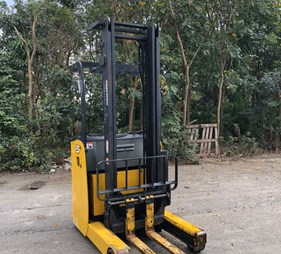 Xe nâng điện đứng lái 1.5 tấn FB15RL-14    0973766284