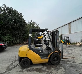 Xe nâng dầu 2.5 tấn số tự động FD25T-17     0973766284
