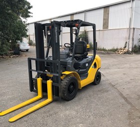 Xe nâng 2.5 tấn máy dầu, số tự động FD25T-17  (0973766284)