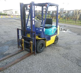 Xe nâng xăng 1.5 tấn FG15C-16    (0973766284)