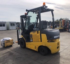Xe nâng điện 2.5 tấn Komatsu FE25-1 đời cao     (0973766284)