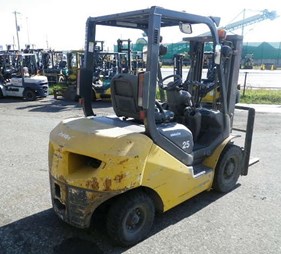 Xe nâng cũ 2.5 tấn FD25C-17    (0973766284)