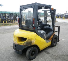 Xe nâng dầu 2 tấn Komatsu FD20T-17  (0973766284)