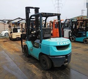Xe nâng dầu 3 tấn Toyota 7FD30    (0973766284)