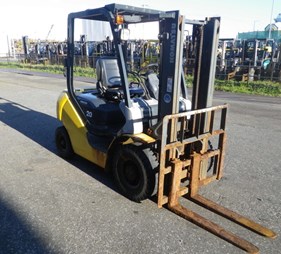 Xe nâng 2 tấn máy xăng FG20T-17    (0973766284)