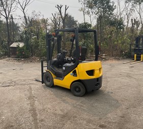 Xe nâng dầu 1.5 tấn FD15T-21  (0973766284)