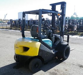 Xe nâng dầu 2 tấn FD20C-16 (097376628)