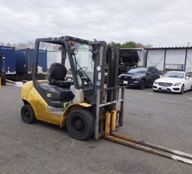 Xe nâng 2.5 tấn Komatsu máy dầu FD25T-17   (0973766284)