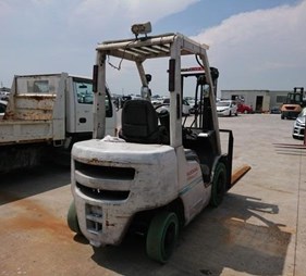Xe nâng dầu 2 tấn Nissan Y1F2A20   (0973766284)