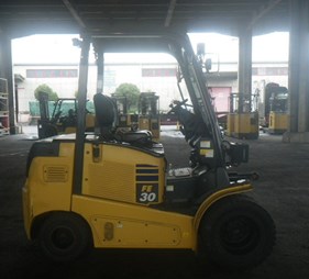Xe nâng điện 3 tấn cũ gật gù FE30-1   (0973766284)