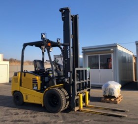 Xe nâng điện 3 tấn Komatsu FE30-1  (0973766284)