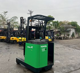 Xe nâng điện đứng lái 1.5 tấn Toyota 7FBR15   (0973766284)