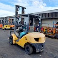 Xe nâng 2.5 tấn máy dầu Komatsu FD25C-15  (0973766284)