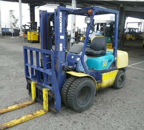 Xe nâng dầu 3 tấn gật gù FD30C-12   (0973766284)