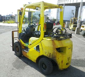 Xe nâng xăng cũ 2.5 tấn đời -17 FG25T-17   (0973766284)