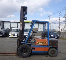 Xe nâng cũ 2.5 tấn đời -10 Komatsu FD25-10   (0973766284)