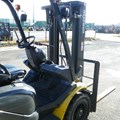 Xe nâng dầu 2.5 tấn số tự động FD25T-17   (0973766284)