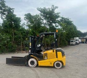 Xe nâng điện 2.5 tấn kẹp vuông FE25-1  (0973766284)