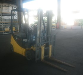Xe nâng điện cũ 1 tấn FB10-12  đời 2014 (0973766284)