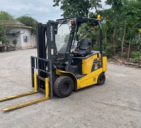 Xe nâng điện 2.5 tấn đời -12 FB25-12   (0973766284)