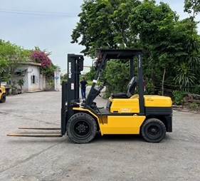Xe nâng 3 tấn đời -11 Komatsu FD30H-11   (0973766284)