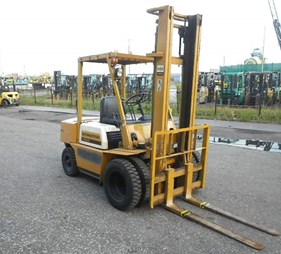 Xe nâng 2.5 tấn đời -10 FD25-10     (0973766284)